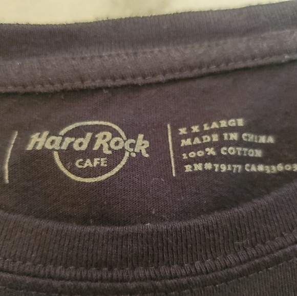Hard Rock Cafe Cayman Islands jeweled T shirt XXL. - Picture 3 of 5